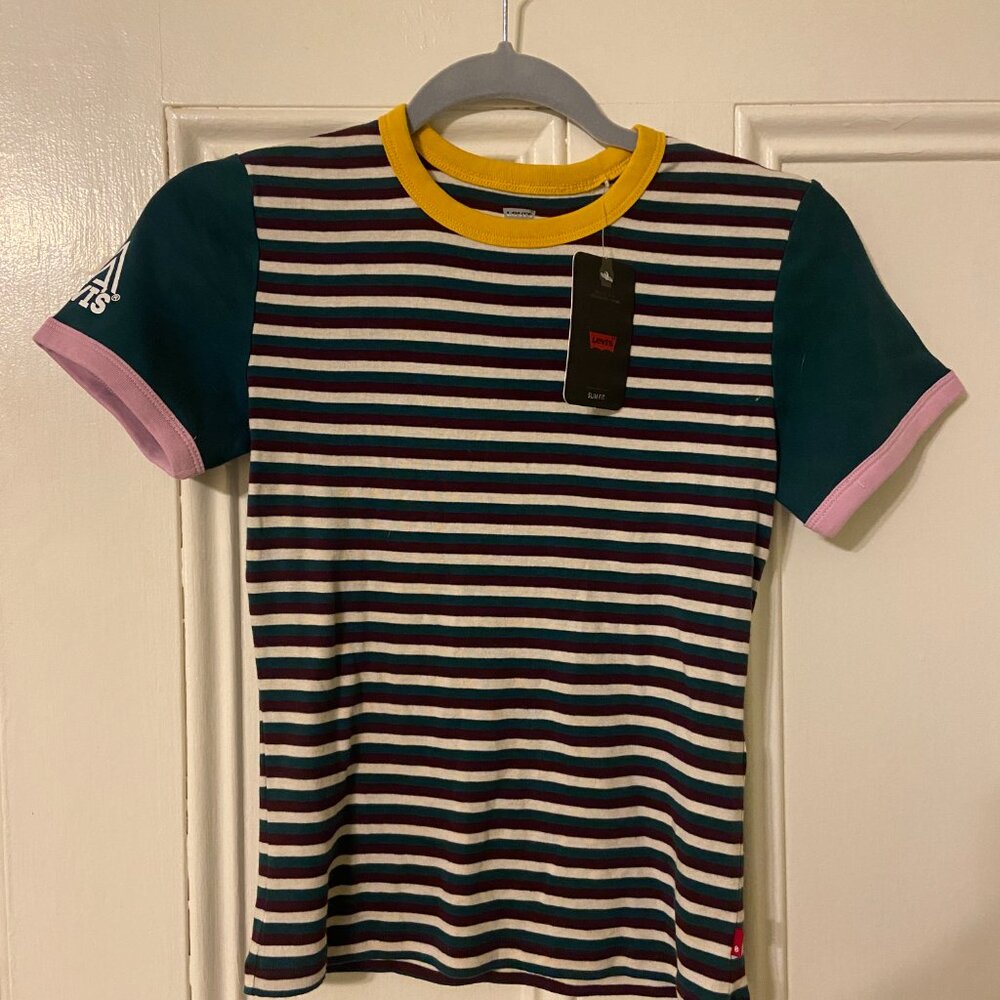 NWT Levi Rickie Crew Next Tshirt